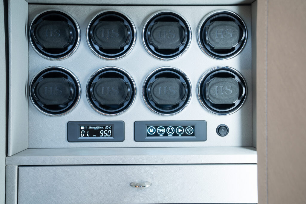 Heisse & Söhne watch winders fitted inside a Dominator Plus